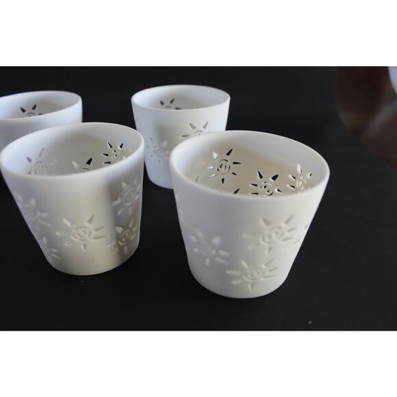 Set of 4 White Ceramic Tealight Holders with Sunflower Cutout Design - Picture 10 of 10